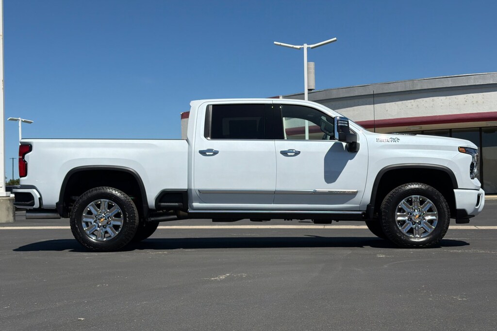 New 2026 Chevrolet Silverado 2500 HD High Country Truck Crew Cab