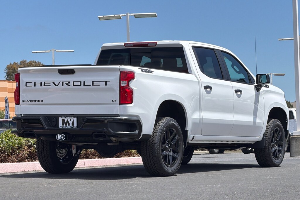 New 2026 Chevrolet Silverado 1500 LT w/1LT Truck Crew Cab