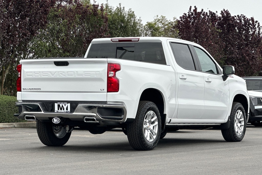 New 2026 Chevrolet Silverado 1500 LT w/1LT Truck Crew Cab