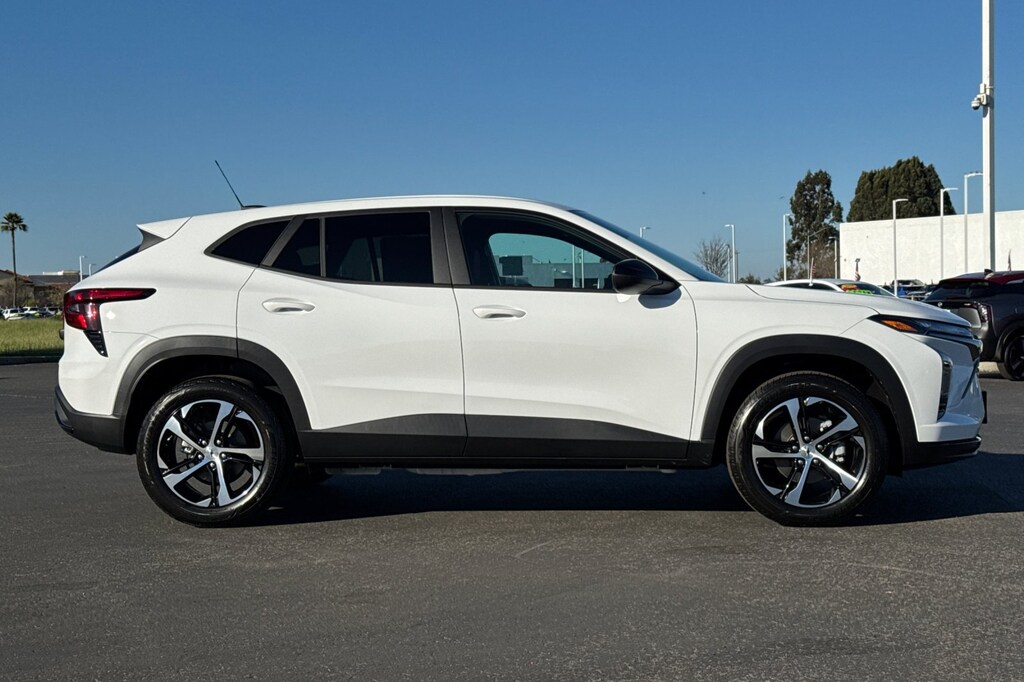 New 2026 Chevrolet Trax 1RS SUV