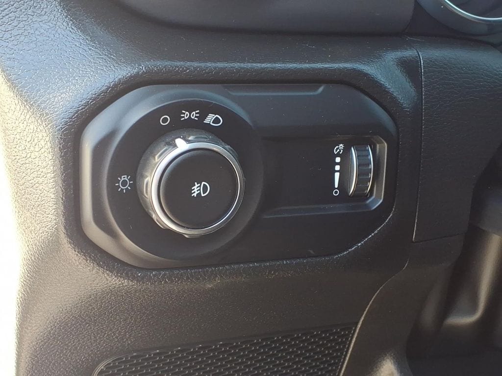 2023 Jeep Wrangler 4-Door Sport - Photo 27