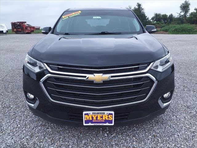 Used 2021 Chevrolet Traverse 3LT with VIN 1GNEVHKW6MJ112364 for sale in Bellevue, OH