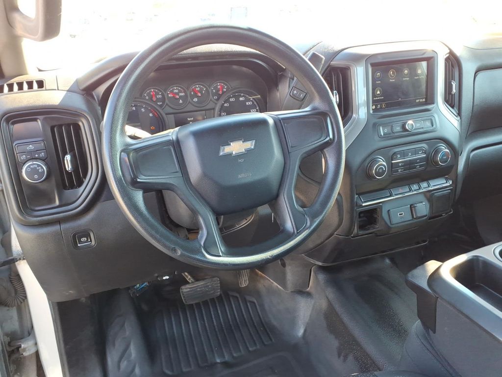 Used 2019 Chevrolet Silverado 1500 Work Truck with VIN 3GCNWAEH9KG272280 for sale in Bellevue, OH