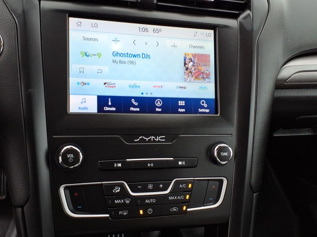 Used 2020 Ford Fusion SE with VIN 3FA6P0HD5LR226526 for sale in Bellevue, OH