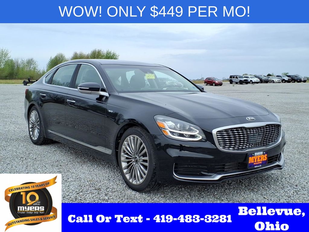 2019 Kia K900 Luxury