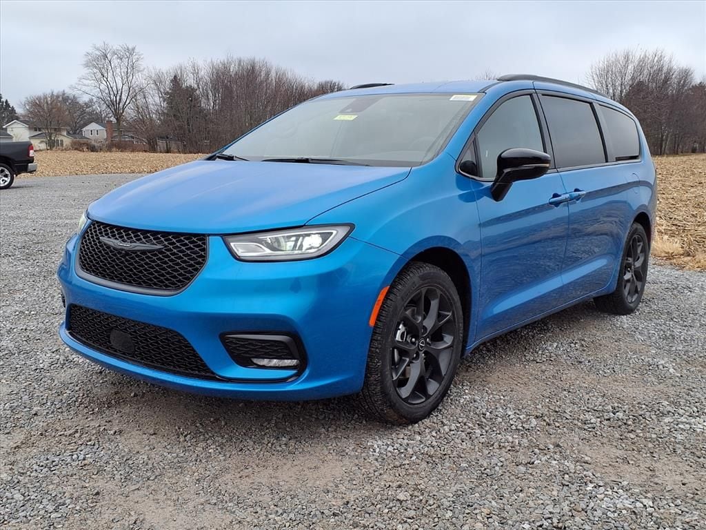 2026 Chrysler Pacifica Select - Photo 25