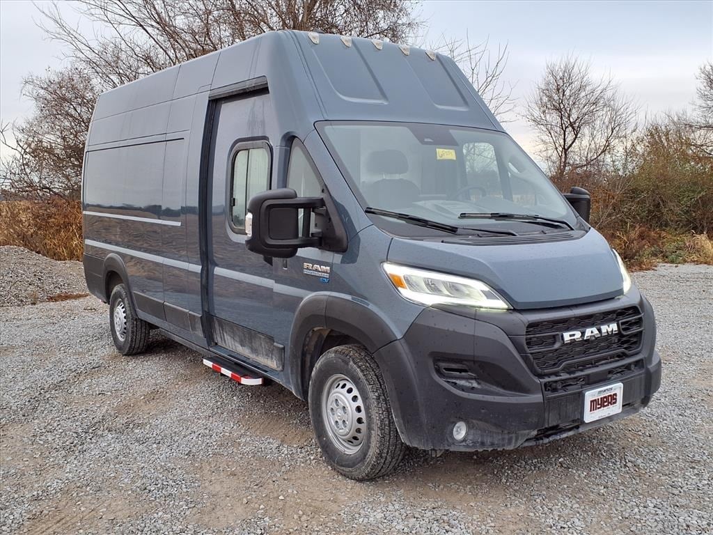 Used 2024 RAM ProMaster Cargo Van Base with VIN 3C6MRWAZ3RE131524 for sale in Bellevue, OH