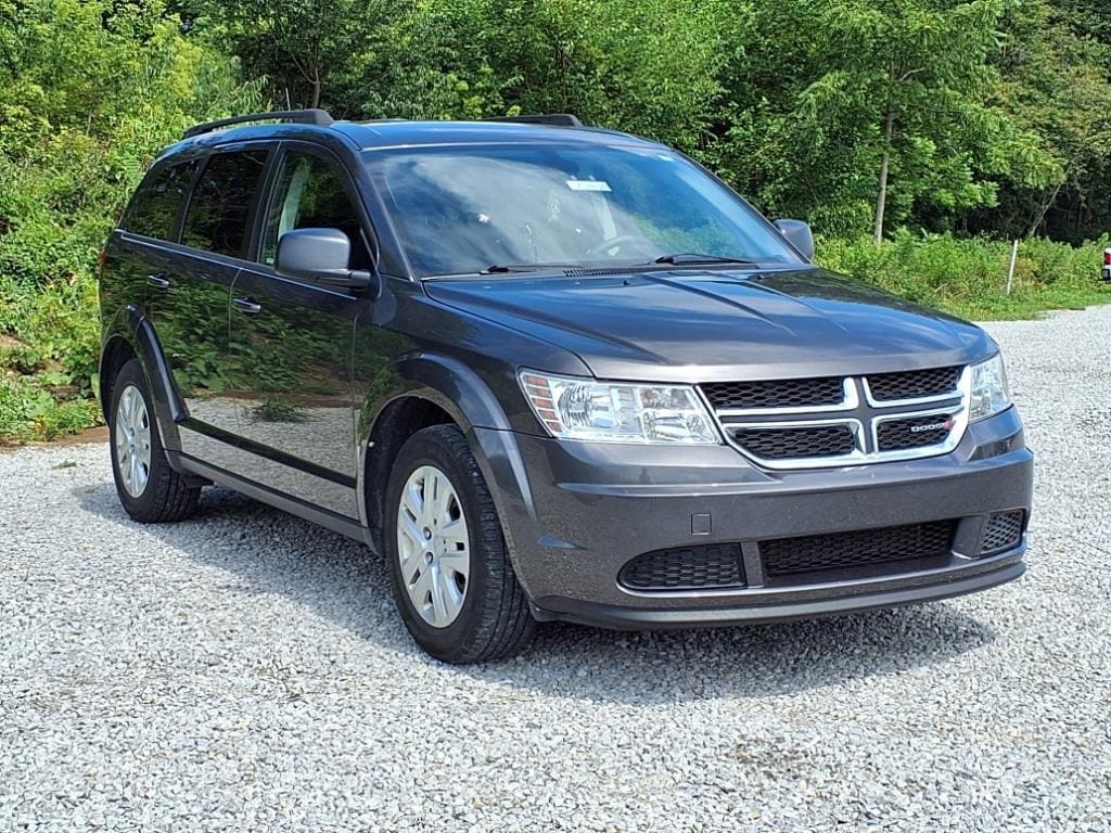 Used 2019 Dodge Journey SE with VIN 3C4PDCAB3KT738188 for sale in Bellevue, OH