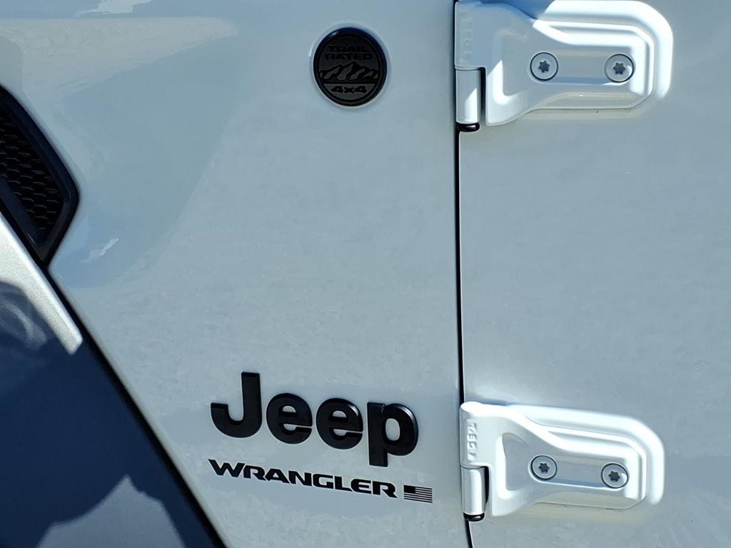 2023 Jeep Wrangler 4-Door Sport - Photo 16