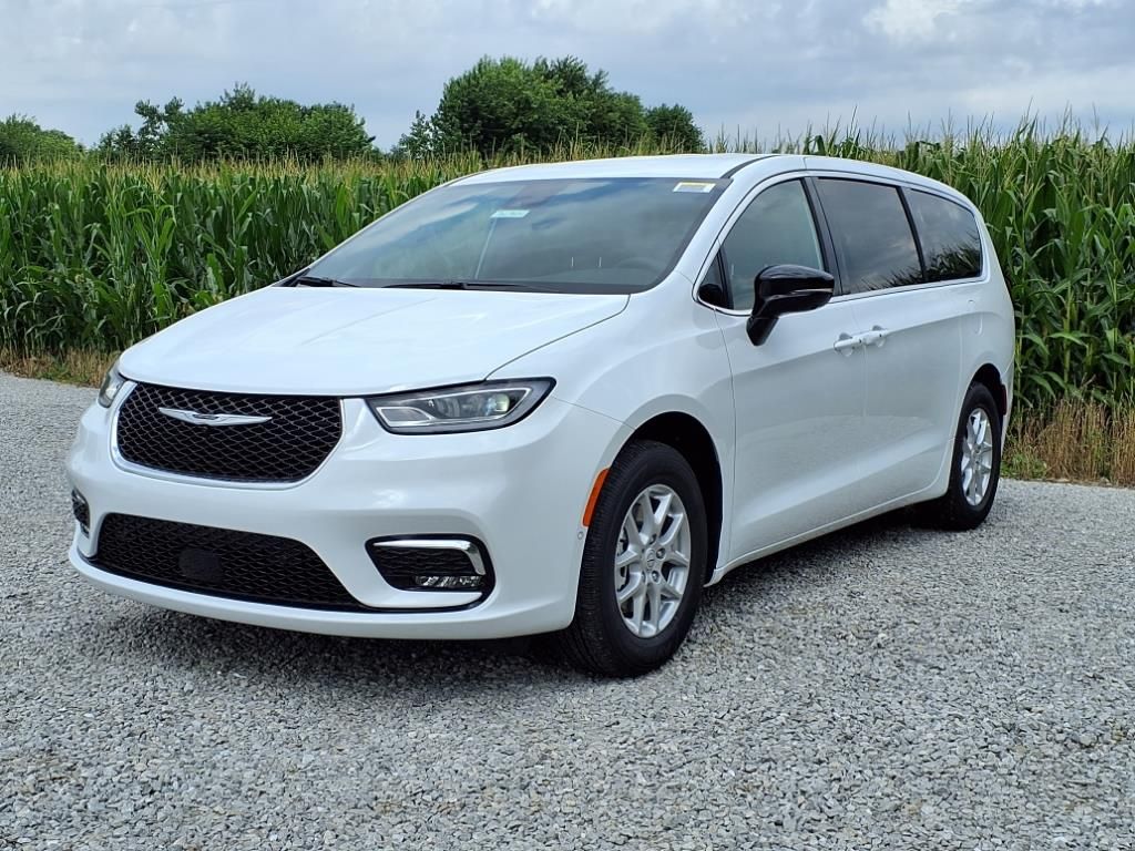 2025 Chrysler Pacifica Select - Photo 27