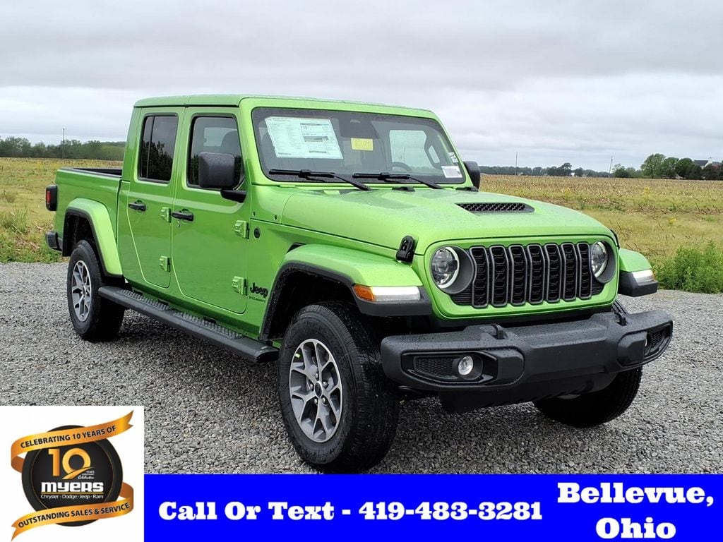 2026 Jeep Gladiator Sport S Auto's photo