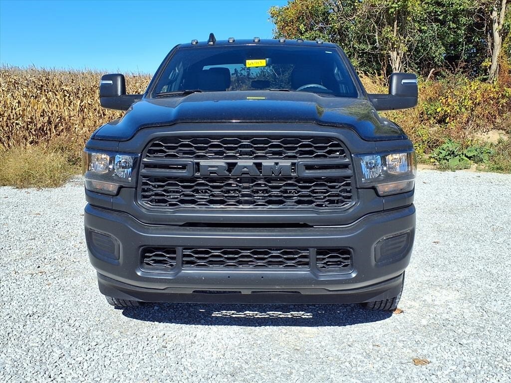 2024 Ram 2500 Tradesman photo 3