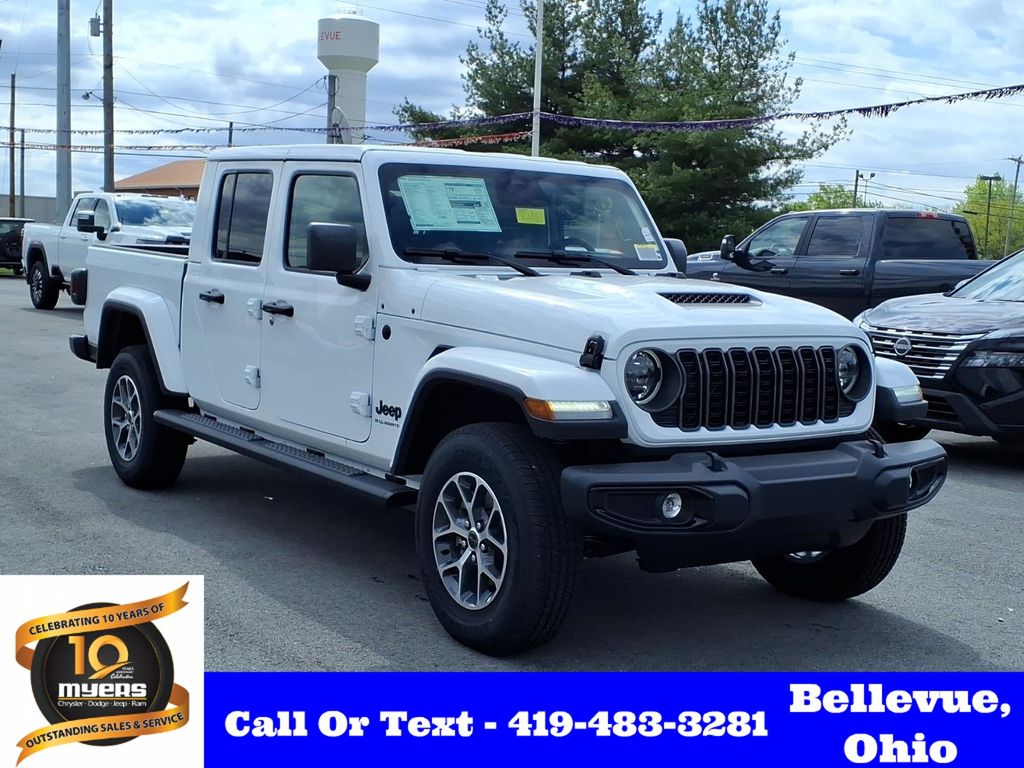 2026 Jeep Gladiator Sport S Auto's photo