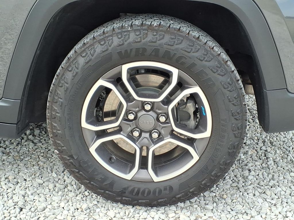 2023 Jeep Grand Cherokee Trailhawk 4xe - Photo 17