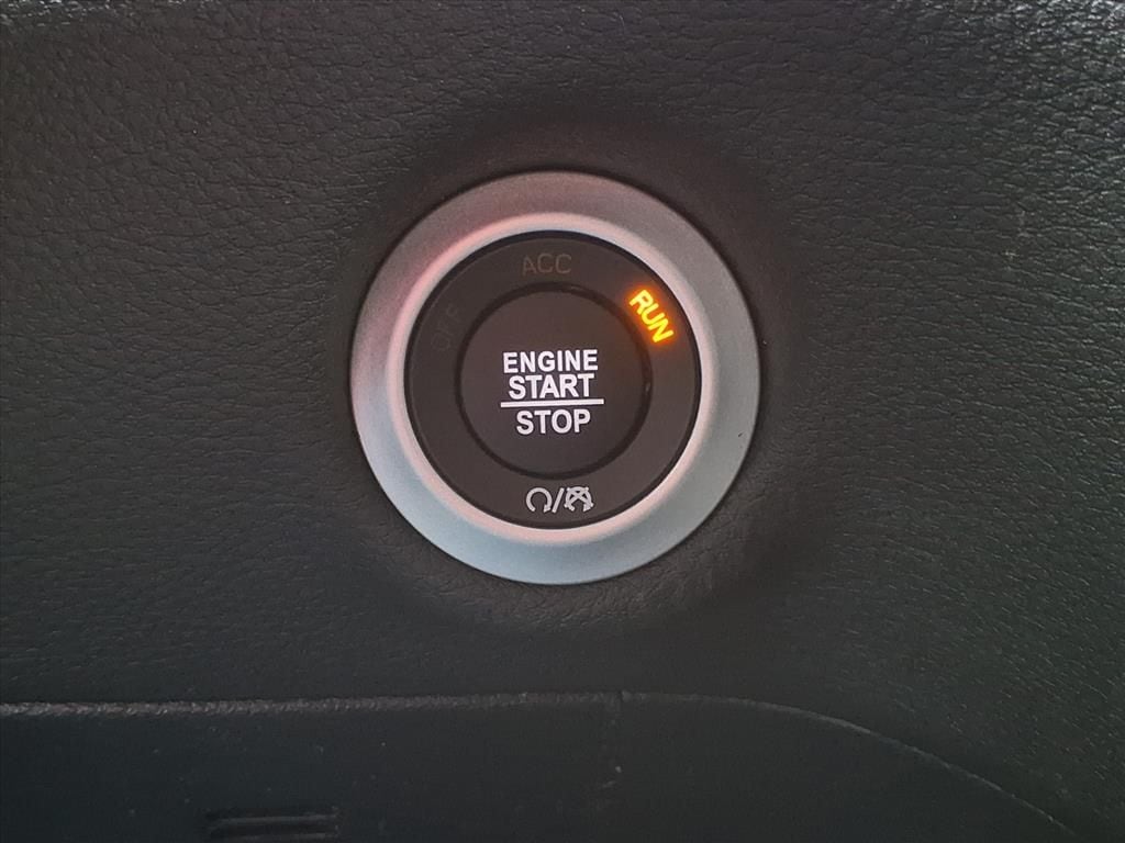 2026 Chrysler Pacifica Select - Photo 20