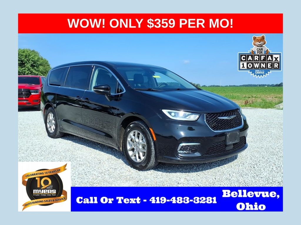 Used 2024 Chrysler Pacifica Touring L Van Passenger Van