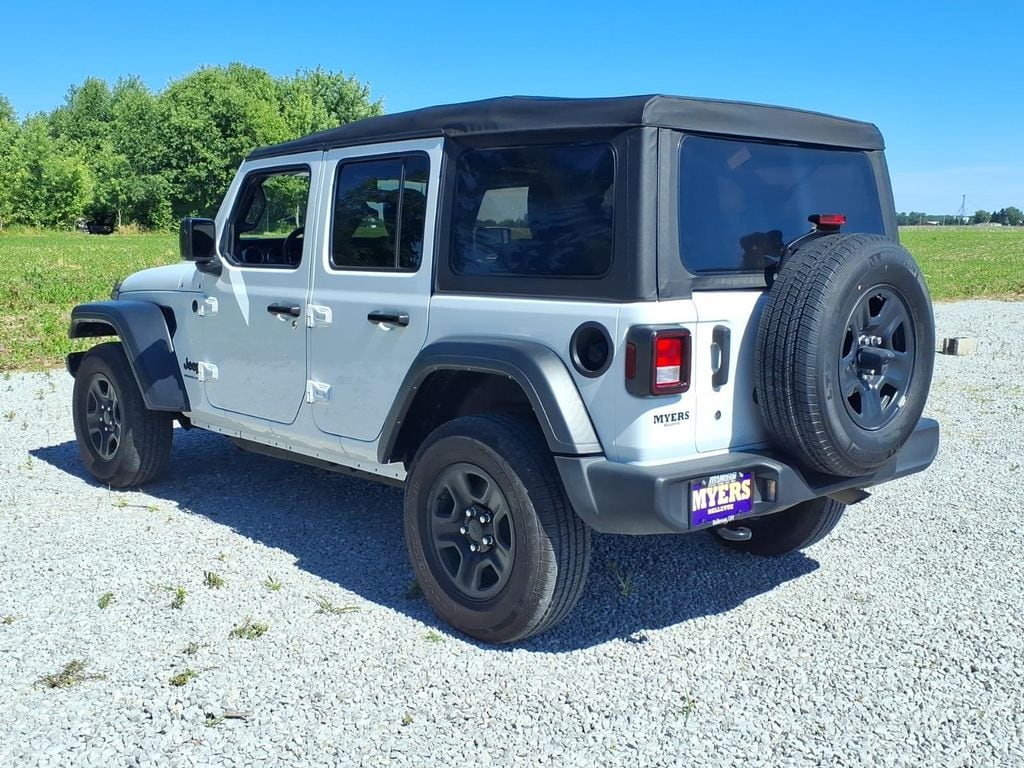2023 Jeep Wrangler 4-Door Sport - Photo 9