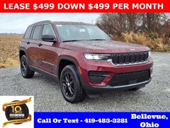 2025 Jeep Grand Cherokee LAREDO X 4X4 Sport Utility