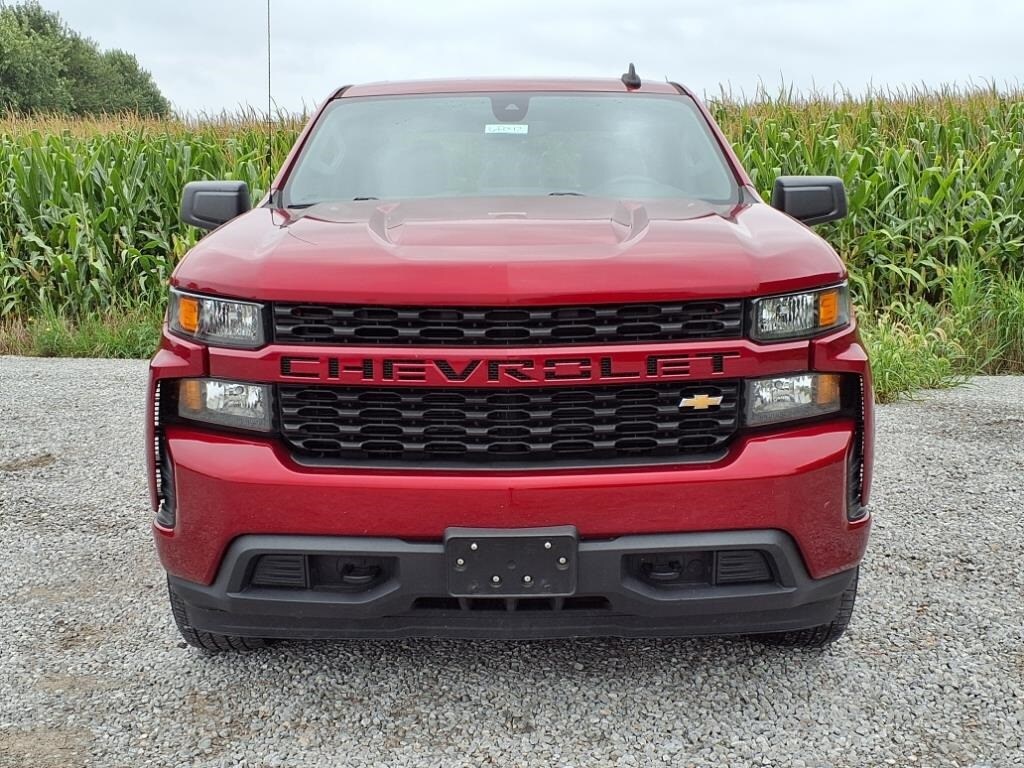 2021 Chevrolet Silverado 1500 Custom photo 3