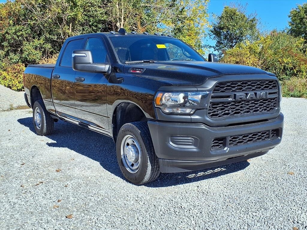2024 Ram 2500 Tradesman photo 2
