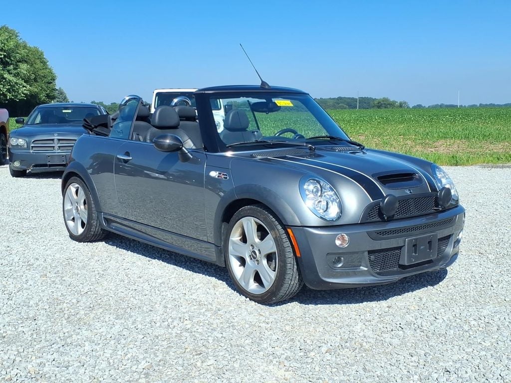 Used 2006 MINI Cooper S with VIN WMWRH33506TF89275 for sale in Bellevue, OH