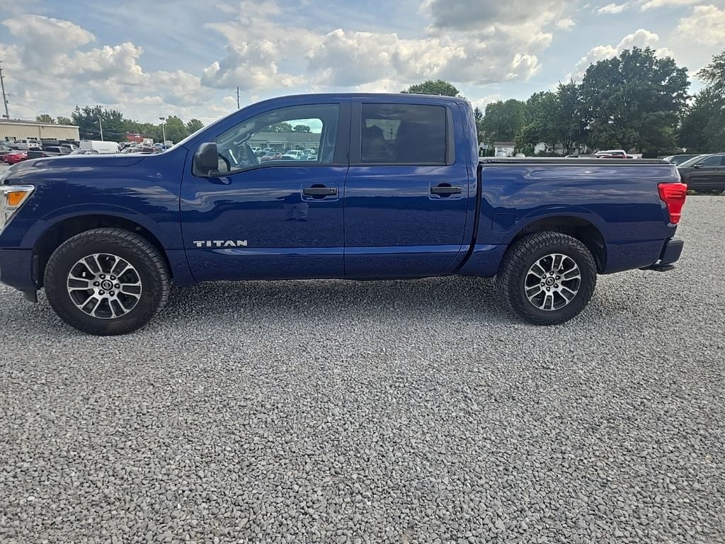 Used 2022 Nissan Titan SV Truck Crew Cab