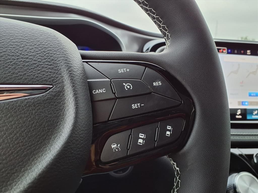 2026 Chrysler Pacifica Select - Photo 18