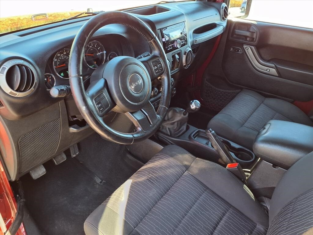 2012 Jeep Wrangler Unlimited Sport photo 3