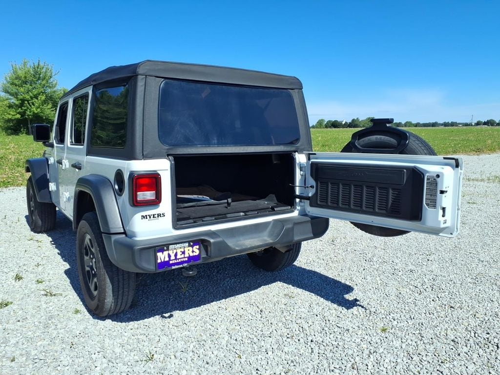 2023 Jeep Wrangler 4-Door Sport - Photo 19