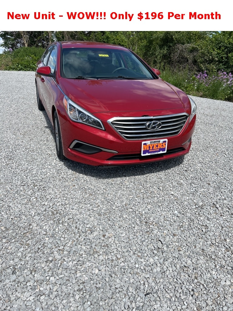 Used 2017 Hyundai Sonata SE with VIN 5NPE24AF7HH466310 for sale in Bellevue, OH