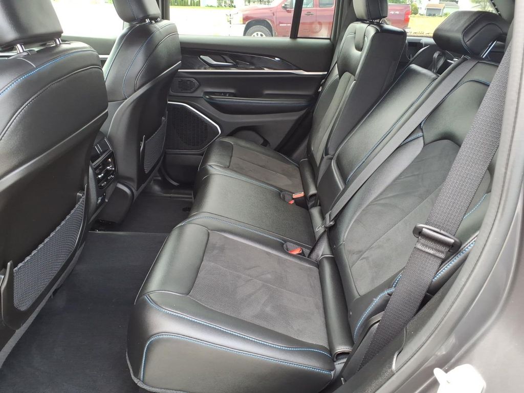 2023 Jeep Grand Cherokee Trailhawk 4xe - Photo 21