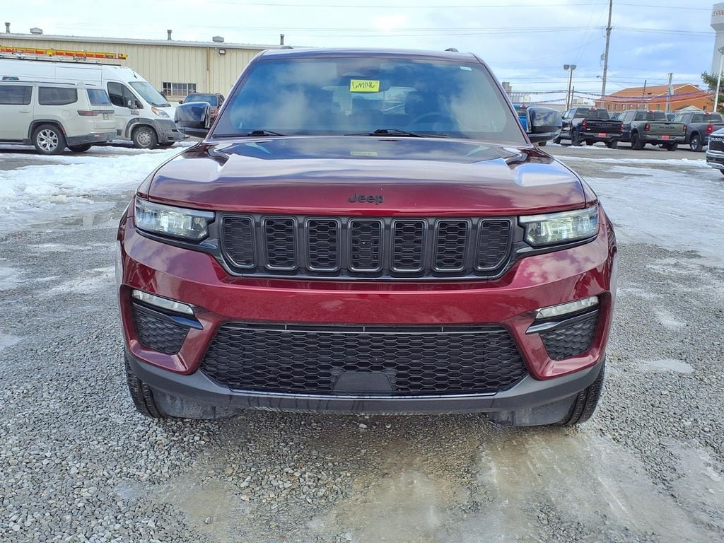Used 2025 Jeep Grand Cherokee Limited SUV