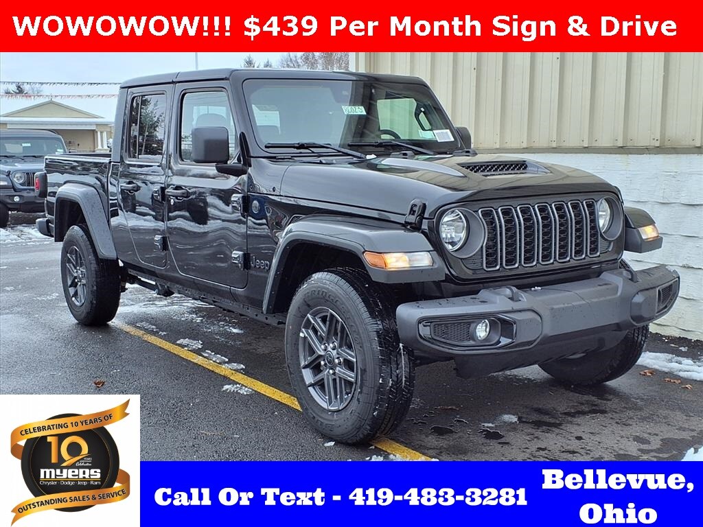 New 2025 Jeep Gladiator SPORT S 4X4 Pickup