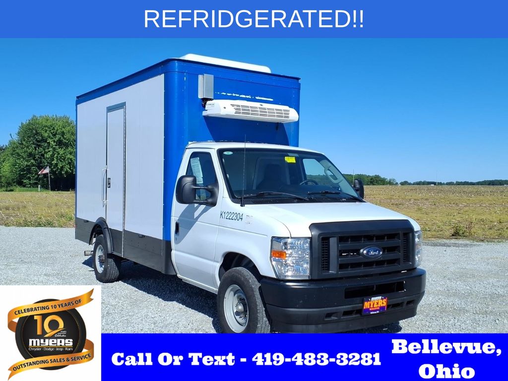 2023 Ford E-Series SRW E-350 Super Duty 138 in WB's photo