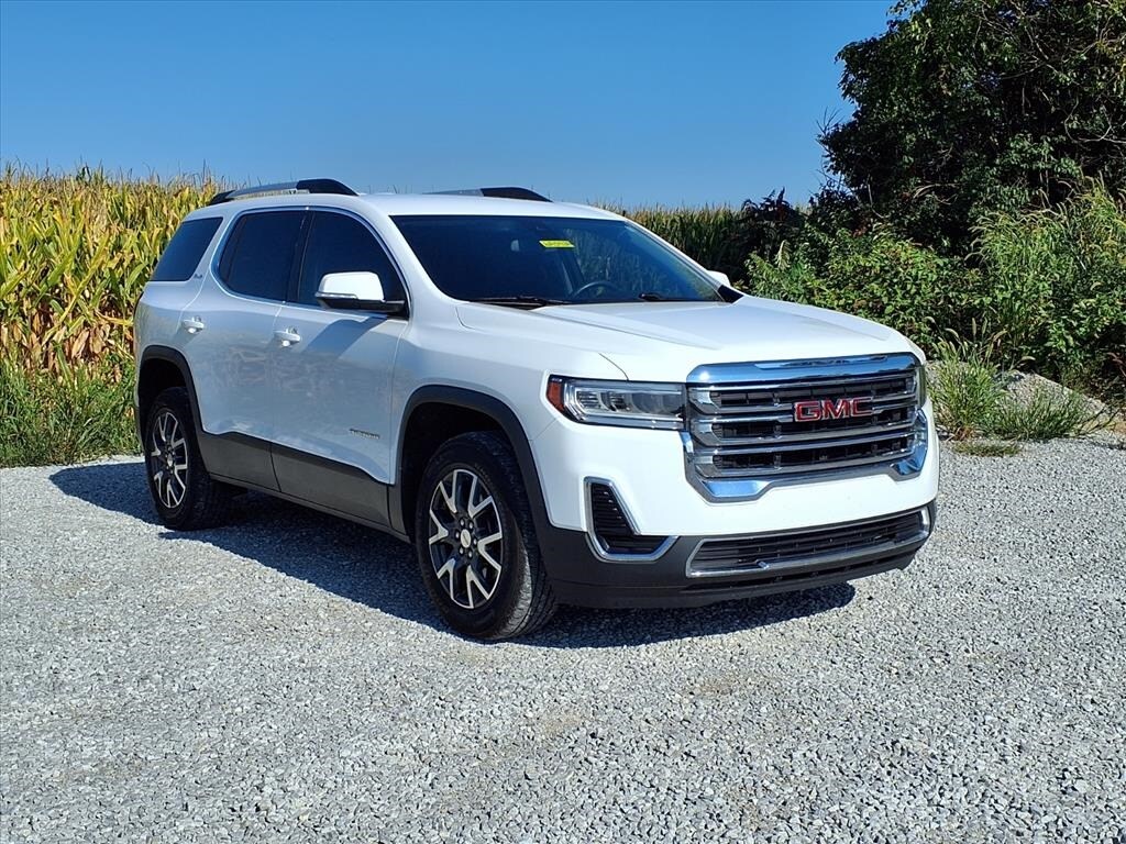 2023 Gmc Acadia SLE photo 2