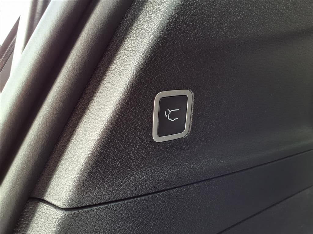 2026 Chrysler Pacifica Select - Photo 32