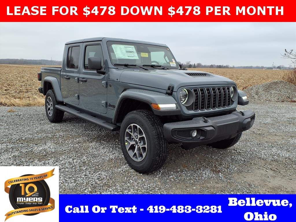 2026 Jeep Gladiator Sport S's photo