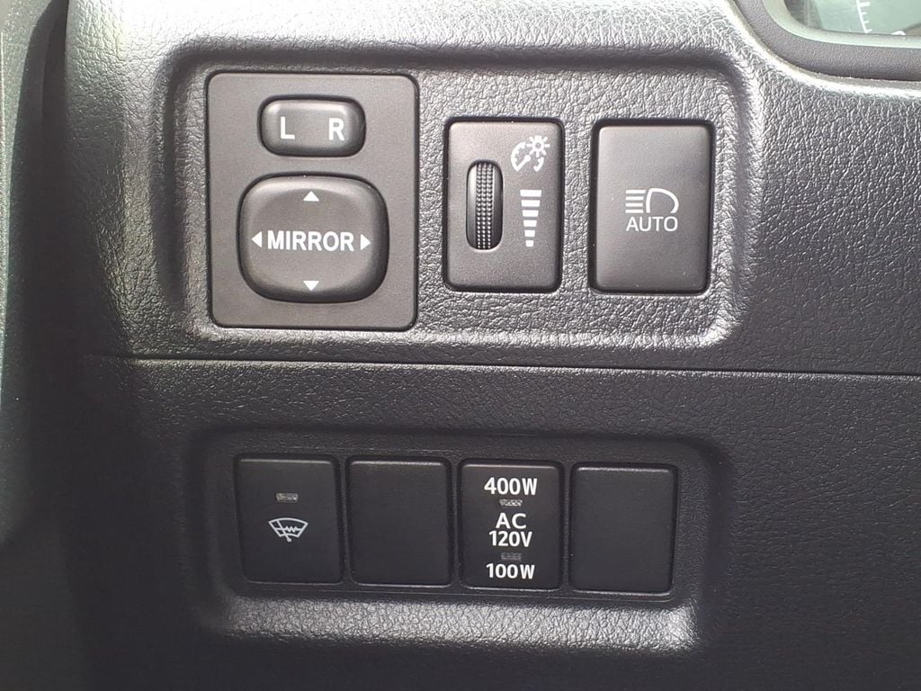 2021 Toyota 4Runner SR5 - Photo 27