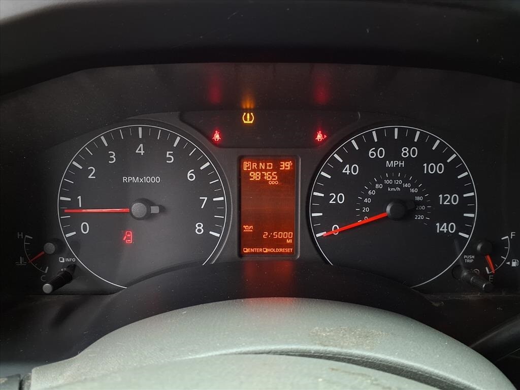 2013 Nissan NV1500 photo 2