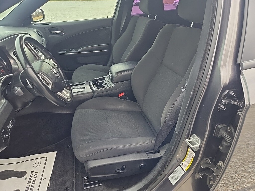 2014 Dodge Charger R/T photo 3