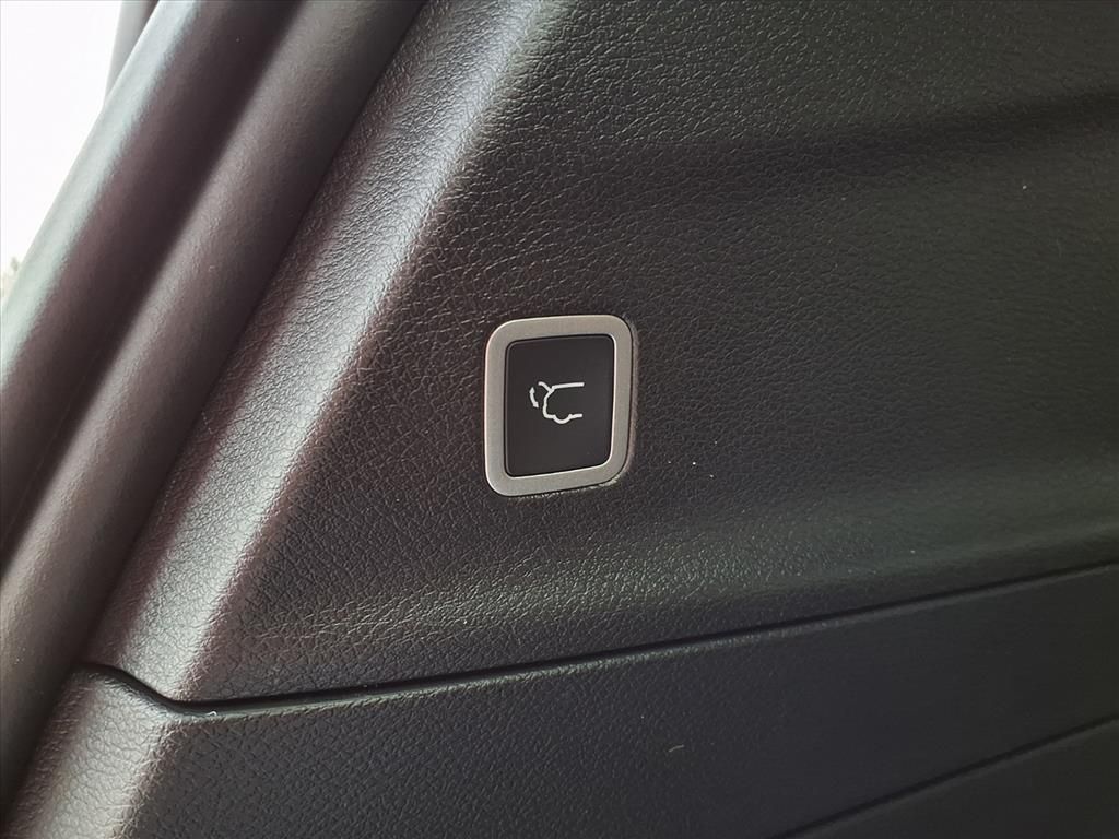 2026 Chrysler Pacifica Select - Photo 30