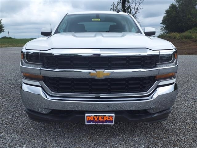 Used 2017 Chevrolet Silverado 1500 LT with VIN 3GCUKREC9HG367750 for sale in Bellevue, OH