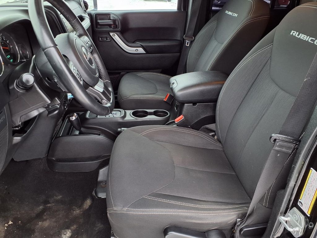 Used 2018 Jeep Wrangler JK Unlimited Rubicon 4x4 SUV