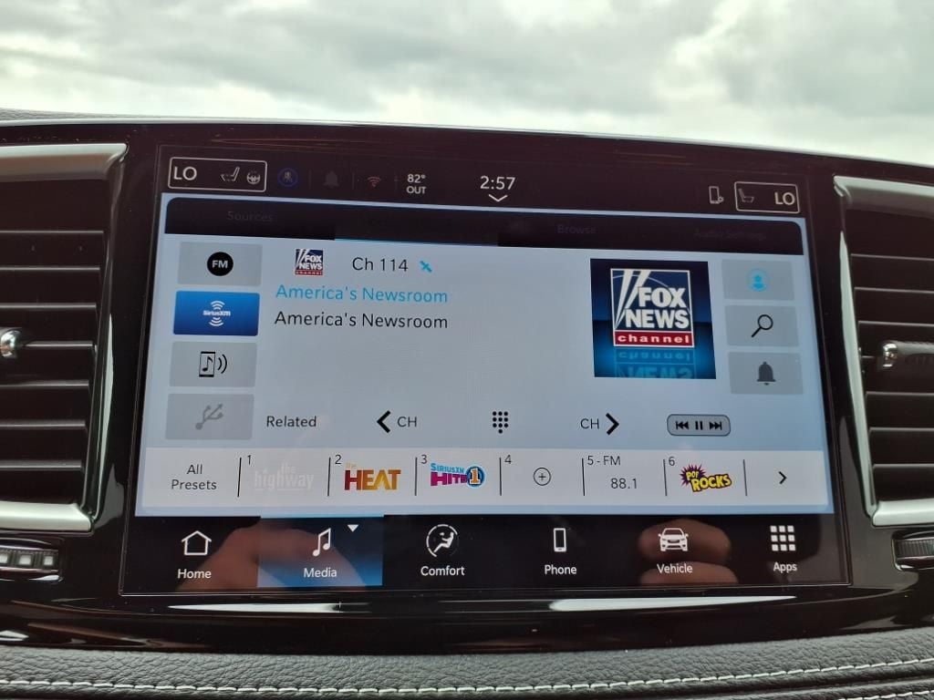 2025 Chrysler Pacifica Select - Photo 12