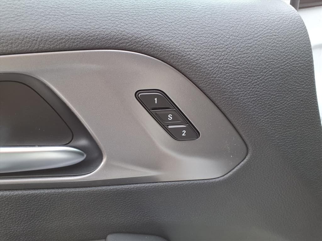 2026 Chrysler Pacifica Select - Photo 24