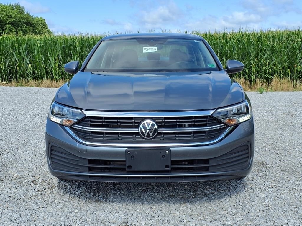 2024 Volkswagen Jetta 1.5T S photo 3