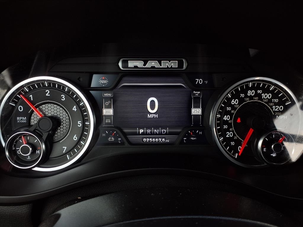 2023 Ram 2500 Tradesman photo 4
