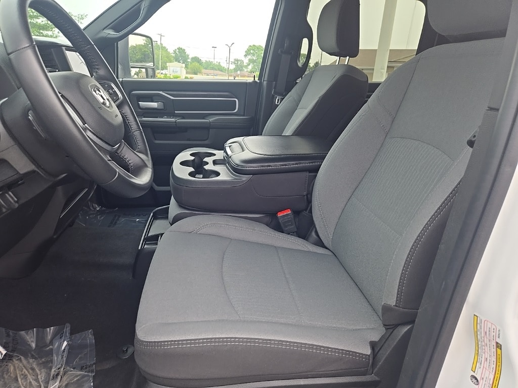 Used 2024 RAM Ram 2500 Pickup Big Horn with VIN 3C6UR5DJ8RG342321 for sale in Bellevue, OH