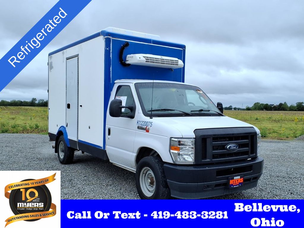 2024 Ford E-Series SRW E-350 Super Duty 138 in WB's photo