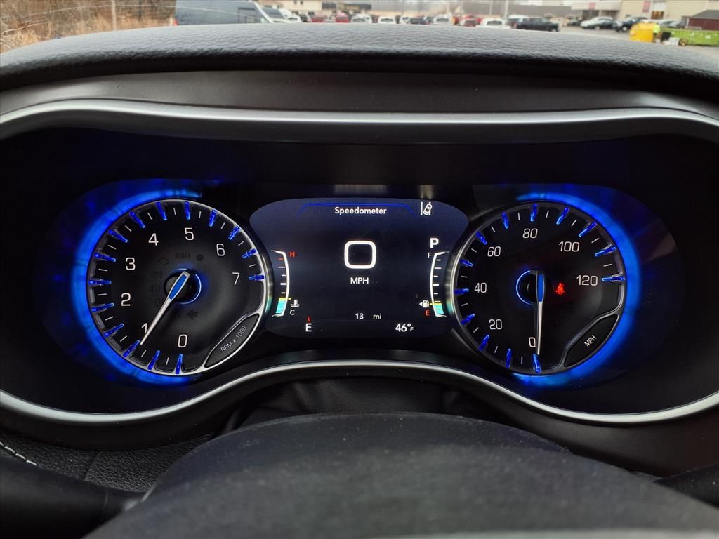 2026 Chrysler Pacifica Select - Photo 21